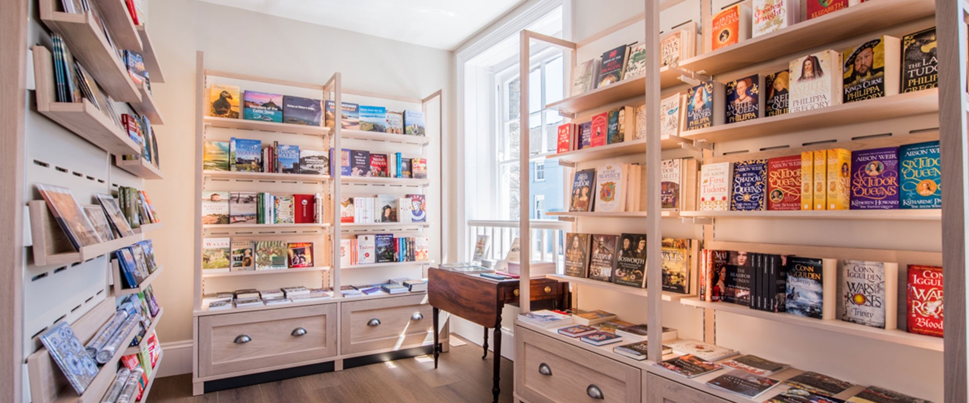 2 140525 Pembroke Castle Shop Beverley Thomas 1920 800